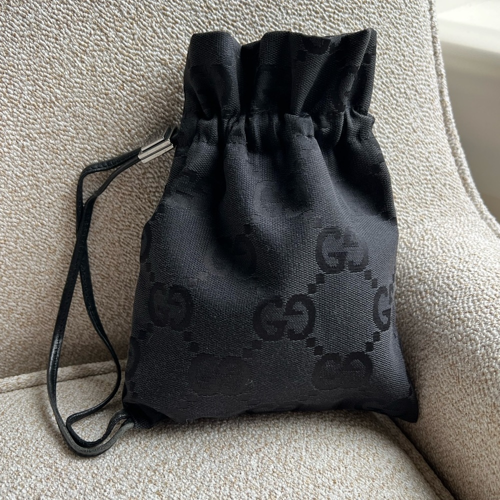 Gucci Draw String pouch second hand